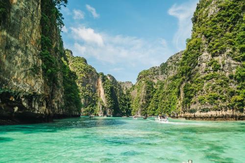phi phi